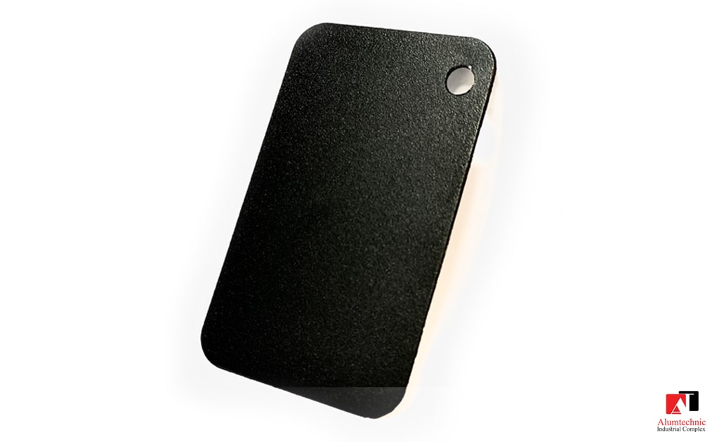 رنگ پودری مشکی